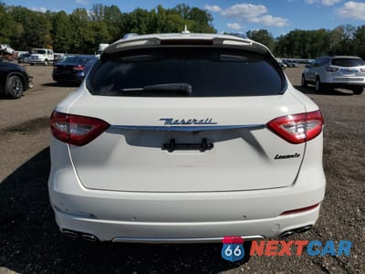 Zdjęcie 6 z 14 samochodu: 2017 MASERATI LEVANTE SPORT VIN:ZN661XUS4HX220304 - miniatura