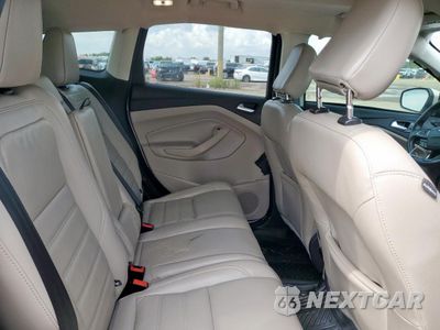 Zdjęcie 10 z 15 samochodu: 2019 FORD ESCAPE TITANIUM VIN:1FMCU0J9XKUB57251 - miniatura