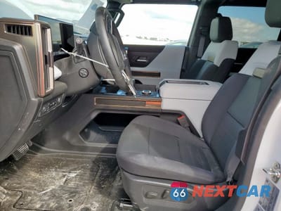 Zdjęcie 7 z 13 samochodu: 2025 GMC HUMMER SUV 3X VIN:1GKT0RDC6SU119242 - miniatura
