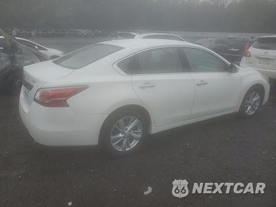 Trzecie zdjęcie samochodu z tyłu: 2015 NISSAN ALTIMA 2.5 VIN:1N4AL3AP3FN885370 - miniatura