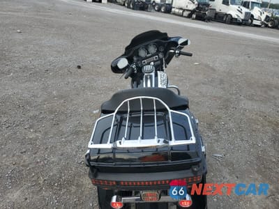 Zdjęcie 6 z 9 samochodu: 2011 HARLEY-DAVIDSON FLHTK VIN:1HD1KEM10BB622246 - miniatura