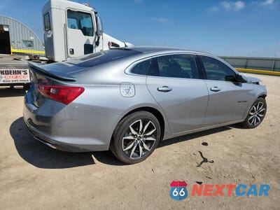 Trzecie zdjęcie samochodu z tyłu: 2025 CHEVROLET MALIBU RS VIN:1G1ZG5ST8SF102243 - miniatura