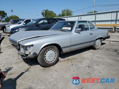 1988 MERCEDES-BENZ 560 SL WDBBA48D7JA086230 - główne zdjęcie licytacji z USA - miniatura