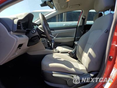 Zdjęcie 7 z 13 samochodu: 2020 HYUNDAI ELANTRA SEL VIN:5NPD84LFXLH576929 - miniatura
