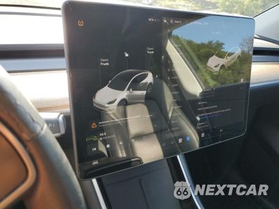 Zdjęcie 9 z 12 samochodu: 2020 TESLA MODEL Y VIN:5YJYGDEEXLF047102 - miniatura