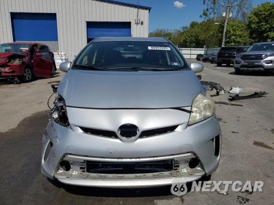 Piąte zdjęcie samochodu w środku: 2013 TOYOTA PRIUS VIN:JTDKN3DU5D5632445 - miniatura