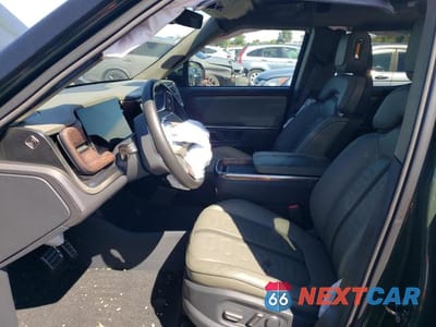 Zdjęcie 7 z 12 samochodu: 2022 RIVIAN R1T ADVENTURE VIN:7FCTGAAA3NN012699 - miniatura