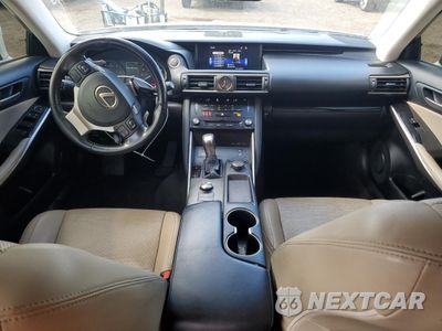 Zdjęcie 8 z 16 samochodu: 2017 LEXUS IS 300 VIN:JTHCM1D29H5022675 - miniatura