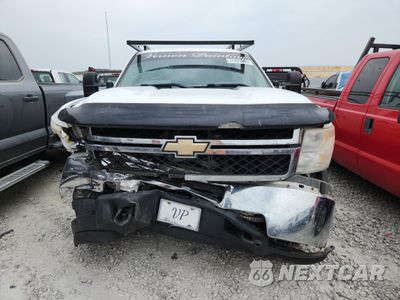 Piąte zdjęcie samochodu w środku: 2011 CHEVROLET SILVERADO C2500 HEAVY DUTY VIN:1GB0CVCG4BF240122 - miniatura