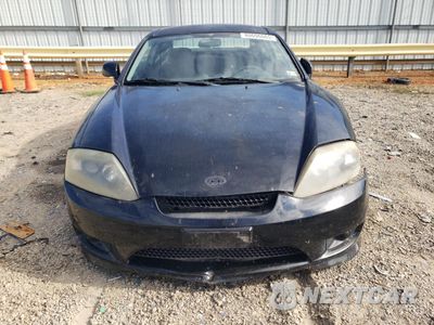 Piąte zdjęcie samochodu w środku: 2005 HYUNDAI TIBURON VIN:KMHHM65D65U178514 - miniatura