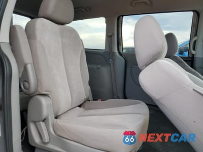Zdjęcie 11 z 13 samochodu: 2011 KIA SEDONA LX VIN:KNDMG4C72B6377359 - miniatura