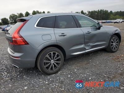 Trzecie zdjęcie samochodu z tyłu: 2021 VOLVO XC60 T6 INSCRIPTION VIN:YV4A22RL2M1749709 - miniatura
