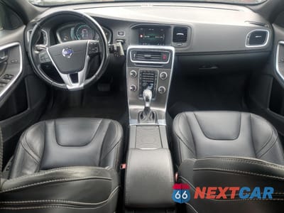 Zdjęcie 9 z 10 samochodu: 2015 VOLVO V60 PREMIER VIN:YV1612SK1F1243041 - miniatura