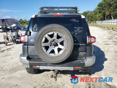 Zdjęcie 6 z 14 samochodu: 2014 TOYOTA FJ CRUISER VIN:JTEZU4BF6EK013735 - miniatura