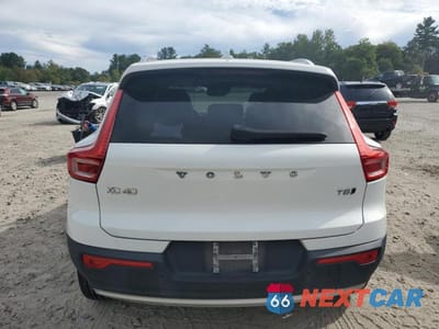 Zdjęcie 6 z 13 samochodu: 2019 VOLVO XC40 T5 MOMENTUM VIN:YV4162UK5K2111660 - miniatura