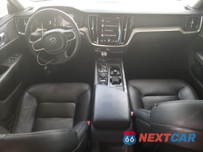 Zdjęcie 8 z 12 samochodu: 2019 VOLVO S60 T5 MOMENTUM VIN:7JR102FK1KG014073 - miniatura