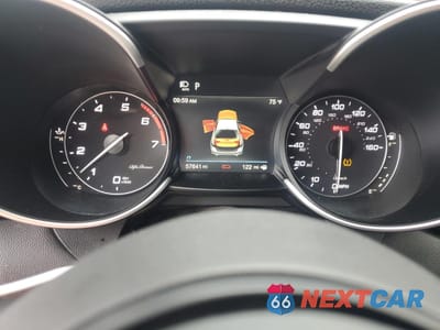 Zdjęcie 9 z 14 samochodu: 2022 ALFA ROMEO GIULIA VIN:ZARFANAN3N7656194 - miniatura