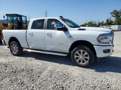 Czwarte zdjęcie samochodu z boku: 2023 RAM 2500 LARAMIE VIN:3C6UR5FL3PG532653 - miniatura