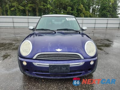 Piąte zdjęcie samochodu w środku: 2006 MINI COOPER VIN:WMWRC33526TJ76351 - miniatura