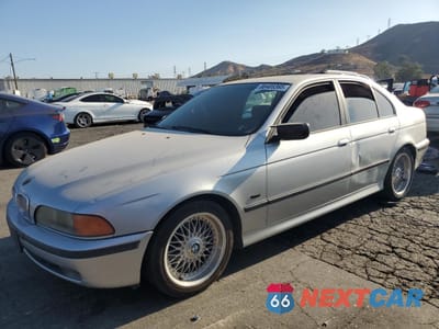 1999 BMW 528 I AUTOMATIC WBADM6342XGU03600 - główne zdjęcie licytacji z USA - miniatura