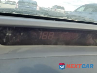 Zdjęcie 9 z 12 samochodu: 2002 TOYOTA PRIUS VIN:JT2BK12U320046037 - miniatura