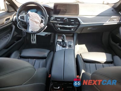 Zdjęcie 8 z 13 samochodu: 2022 BMW 540 XI VIN:WBA73BJ01NWX68037 - miniatura