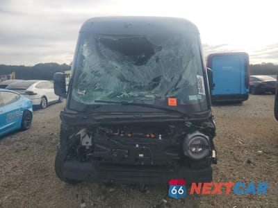 Piąte zdjęcie samochodu w środku: 2024 RIVIAN EDV 700 VIN:7FCEHEB27RN018984 - miniatura