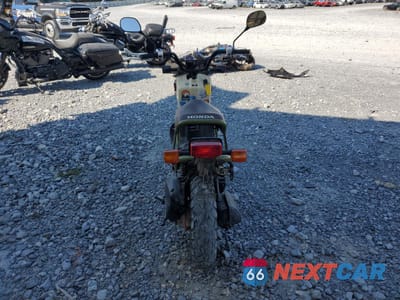 Czwarte zdjęcie samochodu z boku: 2024 HONDA NPS50 VIN:JH2AF581XRK201720 - miniatura