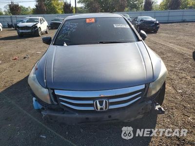 Piąte zdjęcie samochodu w środku: 2011 HONDA ACCORD EX VIN:1HGCP2F72BA030818 - miniatura