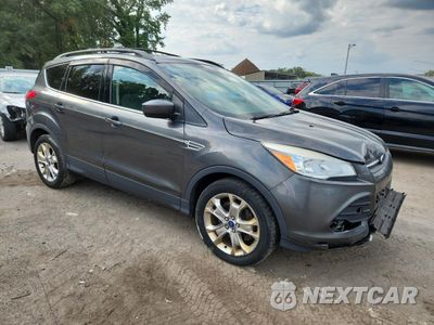 Czwarte zdjęcie samochodu z boku: 2016 FORD ESCAPE SE VIN:1FMCU9G98GUA72010 - miniatura