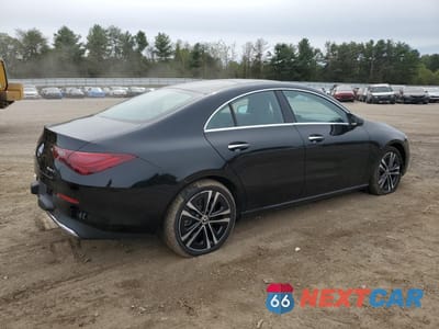 Trzecie zdjęcie samochodu z tyłu: 2025 MERCEDES-BENZ CLA 250 4MATIC VIN:W1K5J4HB1SN489732 - miniatura