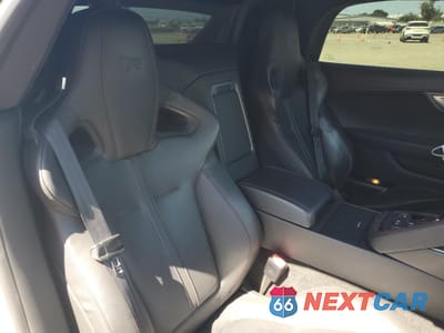 Zdjęcie 10 z 15 samochodu: 2016 JAGUAR F-TYPE R VIN:SAJWJ6HL1GMK35049 - miniatura