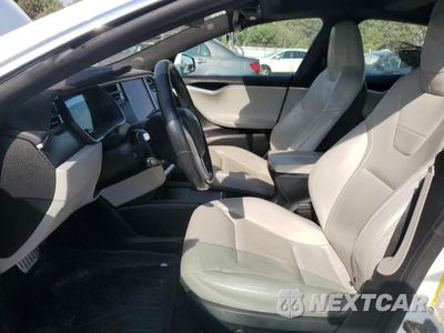 Zdjęcie 7 z 14 samochodu: 2016 TESLA MODEL S VIN:5YJSA1E47GF125080 - miniatura