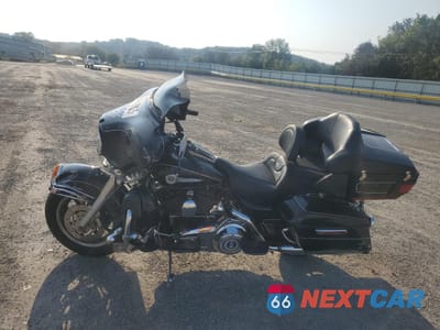 Trzecie zdjęcie samochodu z tyłu: 2007 HARLEY-DAVIDSON FLHTCUI VIN:1HD1FC4147Y687887 - miniatura