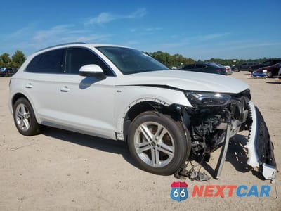 Czwarte zdjęcie samochodu z boku: 2025 AUDI Q5 E PREMIUM PLUS 55 VIN:WA1E2AFY1S2029172 - miniatura