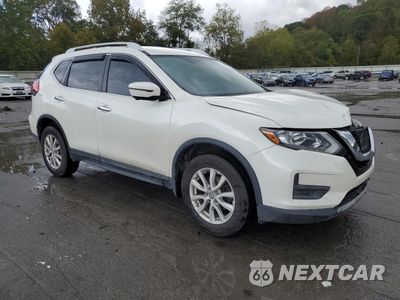 Czwarte zdjęcie samochodu z boku: 2017 NISSAN ROGUE SV VIN:5N1AT2MVXHC865187 - miniatura