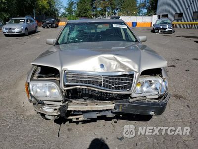 Piąte zdjęcie samochodu w środku: 1993 MERCEDES-BENZ 300 SE VIN:WDBGA32E2PA134534 - miniatura