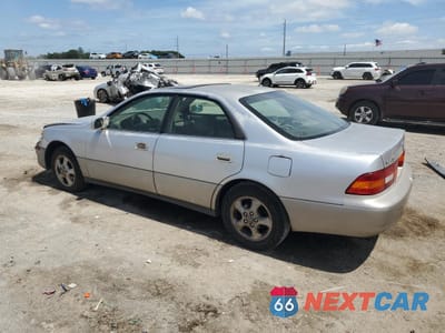 Drugie zdjęcie samochodu z przodu: 1997 LEXUS ES 300 VIN:JT8BF22G9V5000004 - miniatura