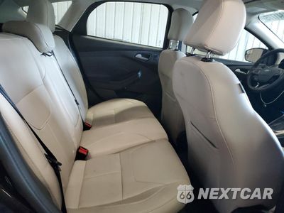 Zdjęcie 10 z 15 samochodu: 2018 FORD FOCUS TITANIUM VIN:1FADP3N29JL314079 - miniatura