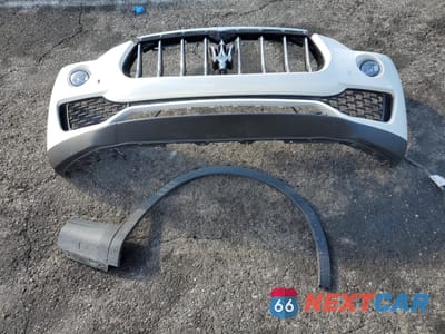 Zdjęcie 13 z 17 samochodu: 2018 MASERATI LEVANTE VIN:ZN661XUA7JX283426 - miniatura