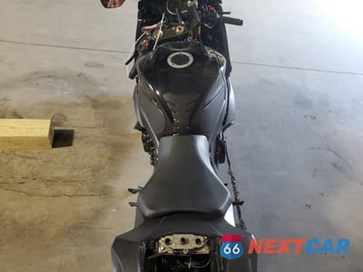 Zdjęcie 6 z 11 samochodu: 2020 SUZUKI GSX-R750 VIN:JS1GR7MA1L7100615 - miniatura