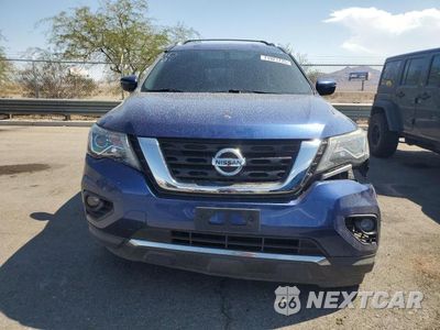Piąte zdjęcie samochodu w środku: 2018 NISSAN PATHFINDER S VIN:5N1DR2MN7JC666664 - miniatura