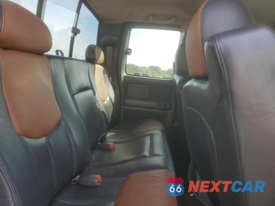 Zdjęcie 10 z 12 samochodu: 2004 CHEVROLET SILVERADO K1500 VIN:2GCEK19V141392453 - miniatura