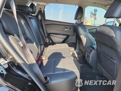 Zdjęcie 11 z 16 samochodu: 2021 NISSAN ROGUE SV VIN:JN8AT3BA8MW016649 - miniatura