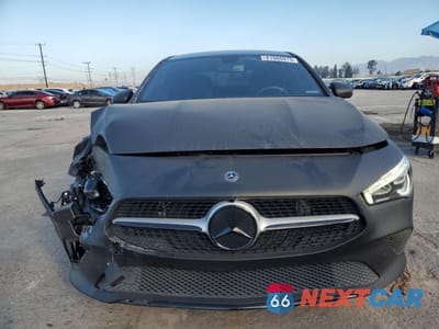Piąte zdjęcie samochodu w środku: 2020 MERCEDES-BENZ CLA 250 VIN:WDD5J4GB3LN074446 - miniatura