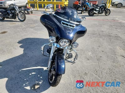 Drugie zdjęcie samochodu z przodu: 2019 HARLEY-DAVIDSON FLHX VIN:1HD1KBC15KB615342 - miniatura