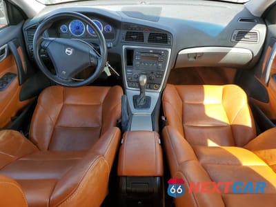 Zdjęcie 8 z 12 samochodu: 2005 VOLVO S60 R VIN:YV1RH527X52475636 - miniatura