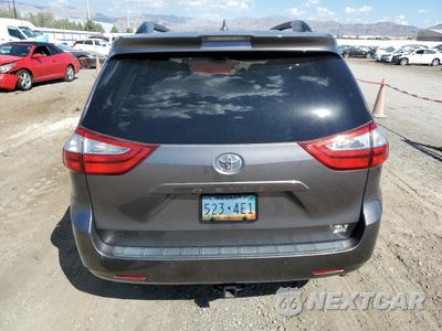 Zdjęcie 6 z 13 samochodu: 2018 TOYOTA SIENNA XLE VIN:5TDDZ3DC0JS203949 - miniatura