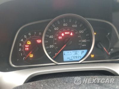 Zdjęcie 9 z 15 samochodu: 2015 TOYOTA RAV4 LE VIN:JTMBFREV5FJ027021 - miniatura