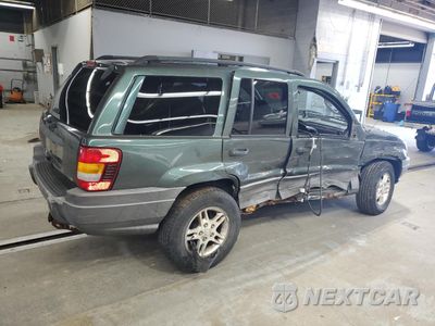 Trzecie zdjęcie samochodu z tyłu: 2002 JEEP GRAND CHEROKEE LAREDO VIN:1J4GW48N42C210116 - miniatura